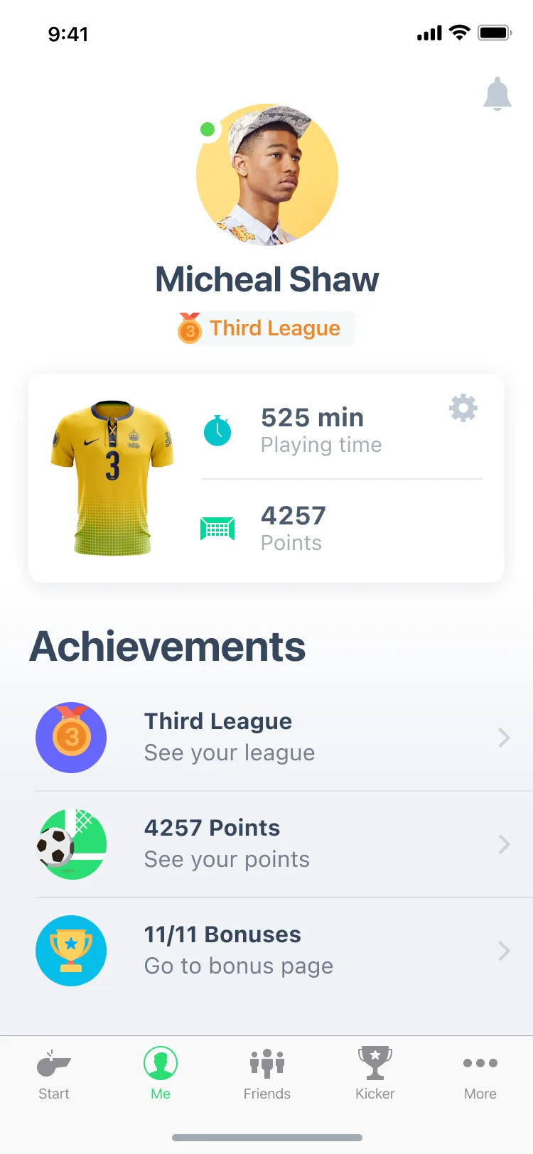LearnMatch profile: playing time, points and league shown beside a football shirt with a number.